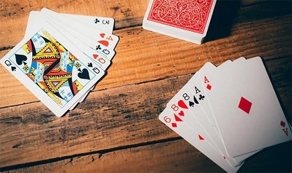 phỏm tá lả là gì